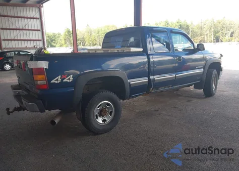 2001 Chevrolet Silverado 2500Hd Ls from USA, damaged, VIN 1GCHK29UX1E301569